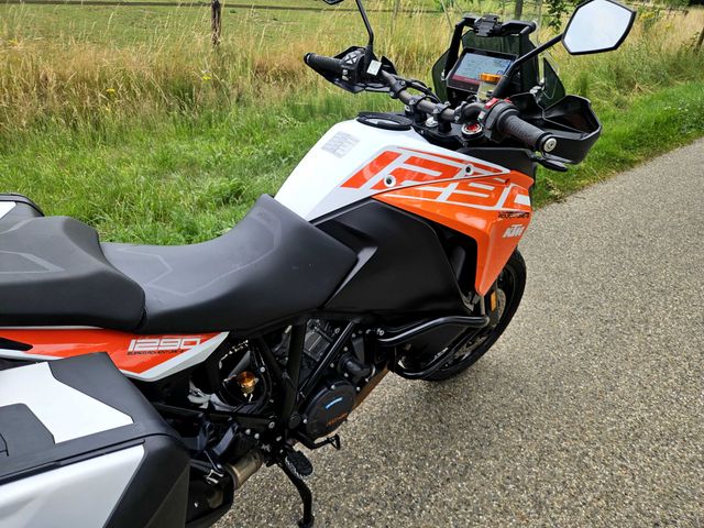 ktm - 1290-super-adventure-s