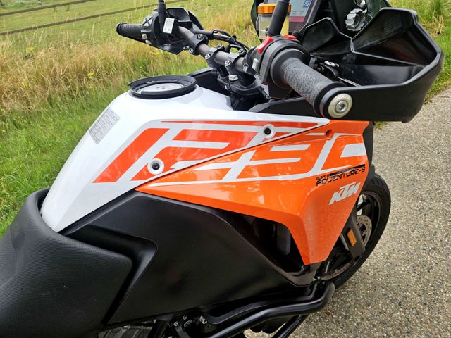 ktm - 1290-super-adventure-s