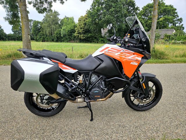 ktm - 1290-super-adventure-s
