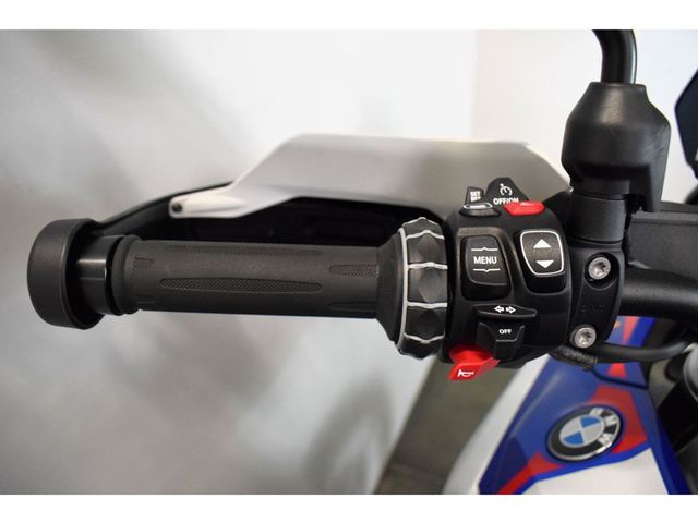 bmw - r-1300-gs