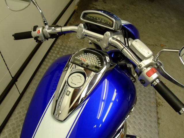 suzuki - intruder-m-1800-r
