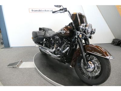 HARLEY-DAVIDSON HERITAGE SOFTAIL CLASSIC 107 FLHCS – foto 2