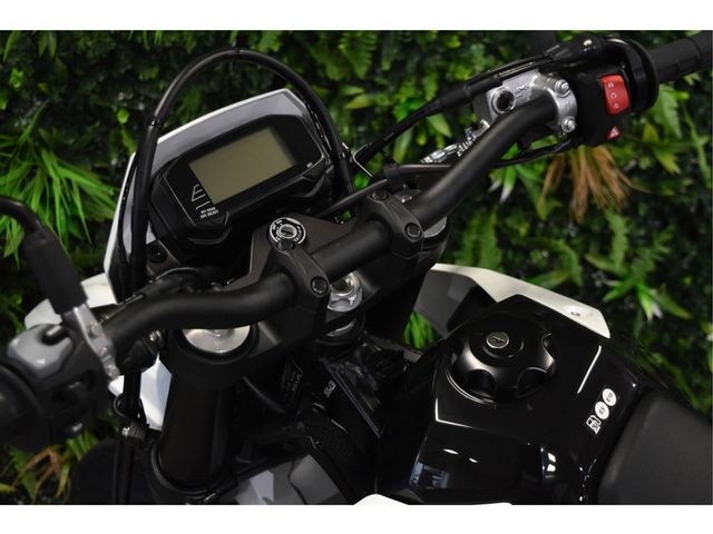 suzuki - dr-z-400-sm