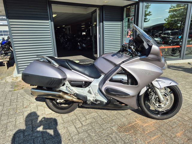 honda - st-1300-pan-european-abs