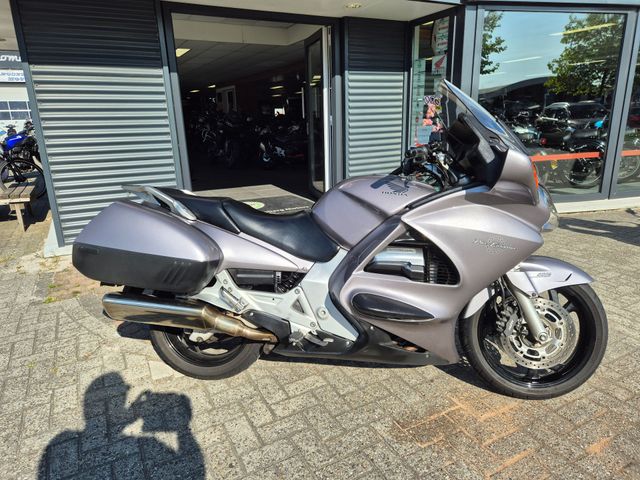 honda - st-1300-pan-european-abs