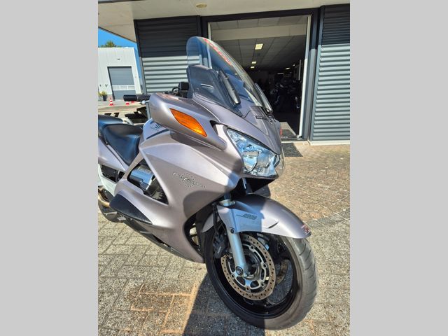 honda - st-1300-pan-european-abs