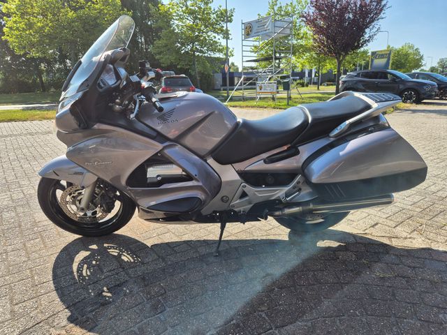 honda - st-1300-pan-european-abs
