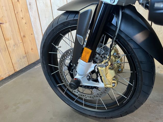 bmw - r-1250-gs-adventure