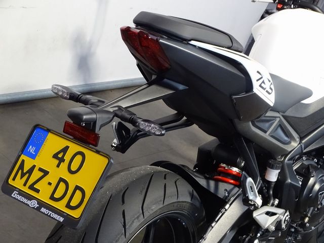 triumph - street-triple-r