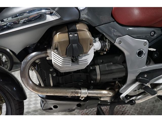 moto-guzzi - breva-1100