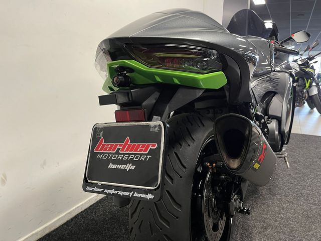 suzuki - gsx-r-1300-hayabusa