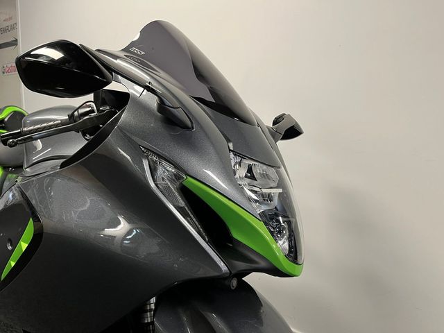 suzuki - gsx-r-1300-hayabusa