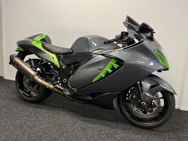 suzuki - gsx-r-1300-hayabusa