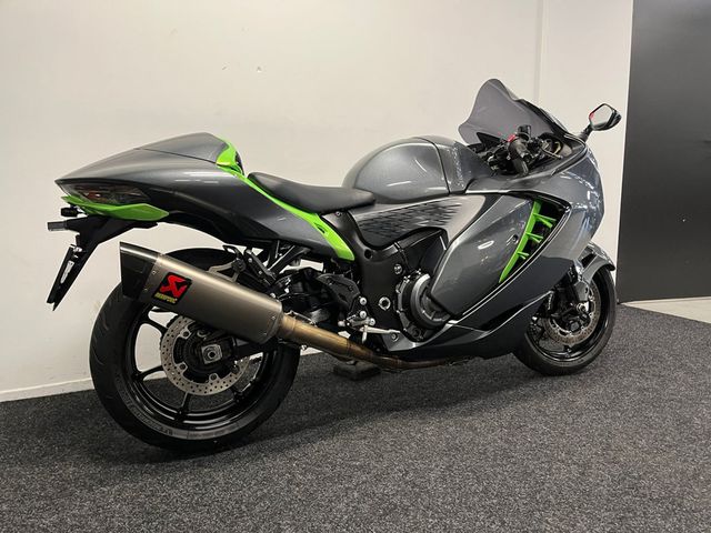 suzuki - gsx-r-1300-hayabusa