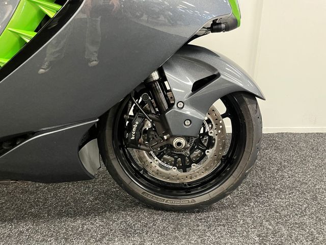 suzuki - gsx-r-1300-hayabusa