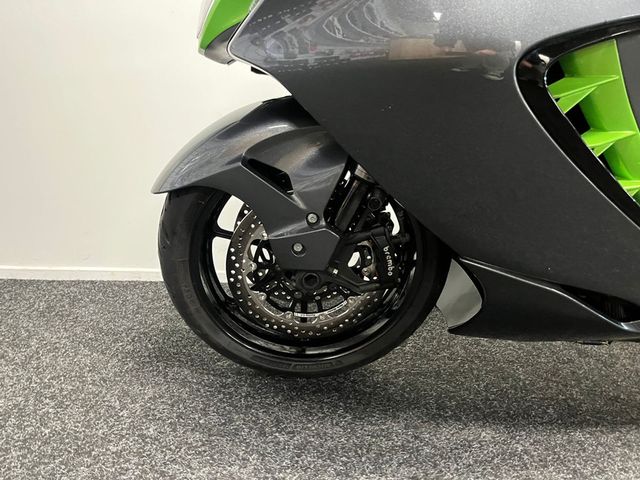 suzuki - gsx-r-1300-hayabusa