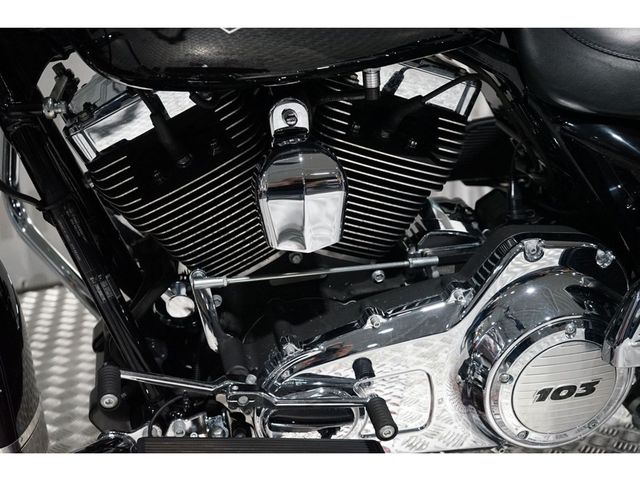 harley-davidson - road-king-classic-flhrc