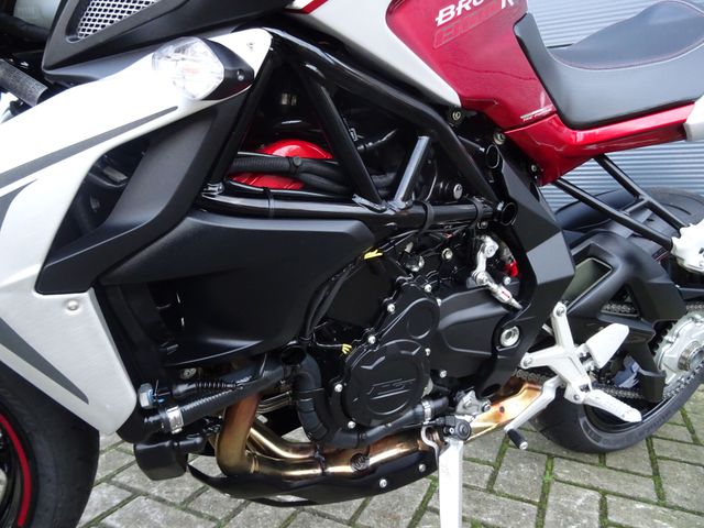 mv-agusta - brutale-800-rr