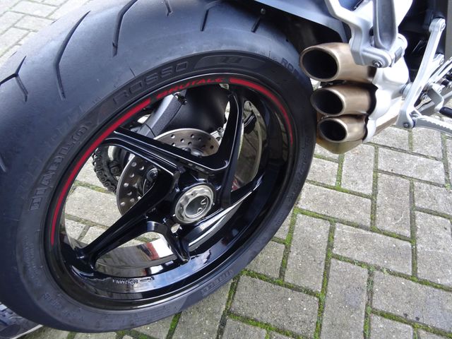 mv-agusta - brutale-800-rr