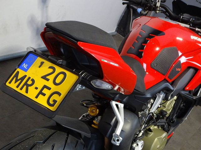 ducati - streetfighter-v4s