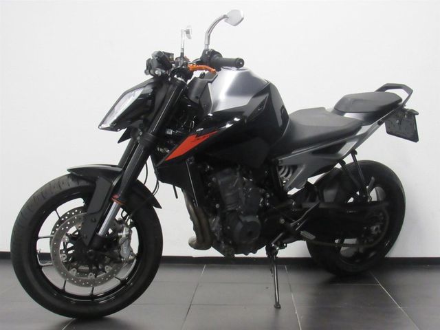 ktm - 790-duke