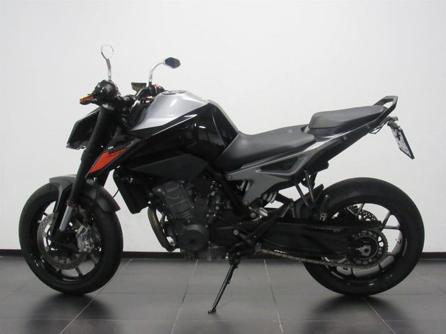 ktm - 790-duke