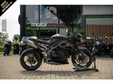 TRIUMPH SPEED TRIPLE RS