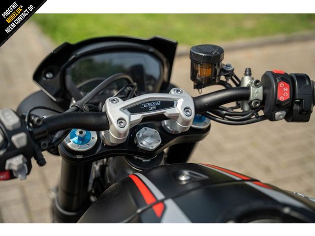 triumph - speed-triple-rs