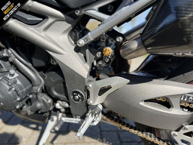 triumph - speed-triple-rs
