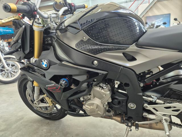 bmw - s-1000-r