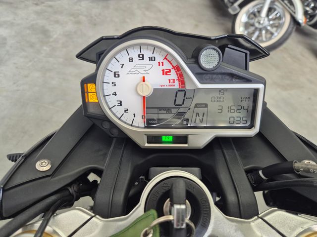 bmw - s-1000-r