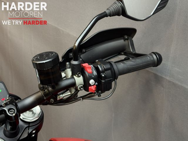 ducati - hypermotard-950