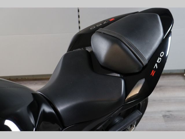 kawasaki - z-750