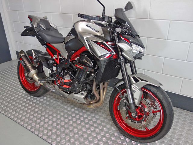 kawasaki - z900-performance