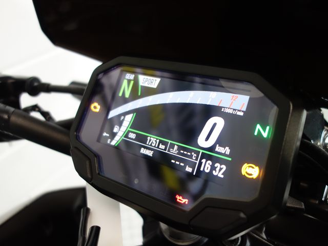 kawasaki - z900-performance