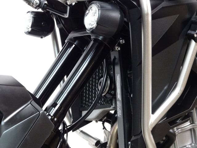 honda - crf-1100-l-africa-twin-dct