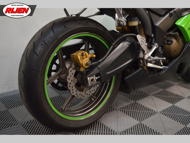 kawasaki - ninja-zx-6r
