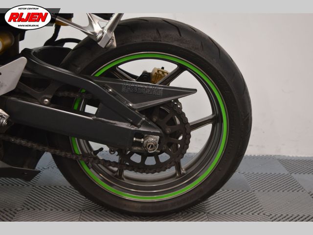 kawasaki - ninja-zx-6r