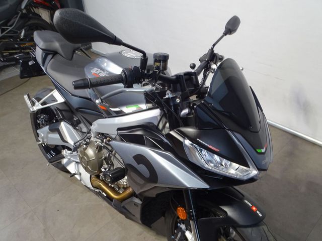aprilia - tuono-660