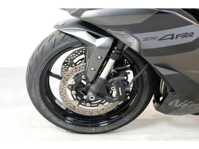 kawasaki - ninja-zx-4rr-performance