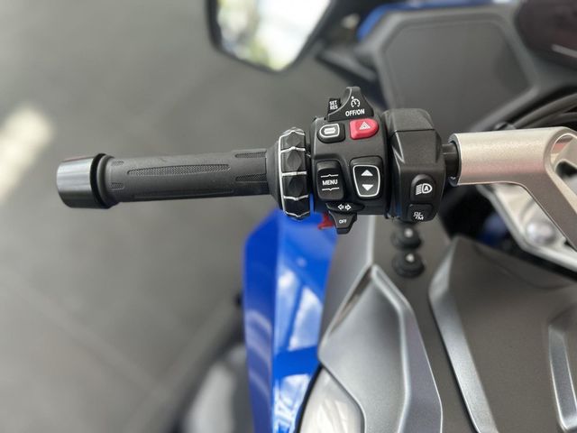 bmw - r-1300-rt