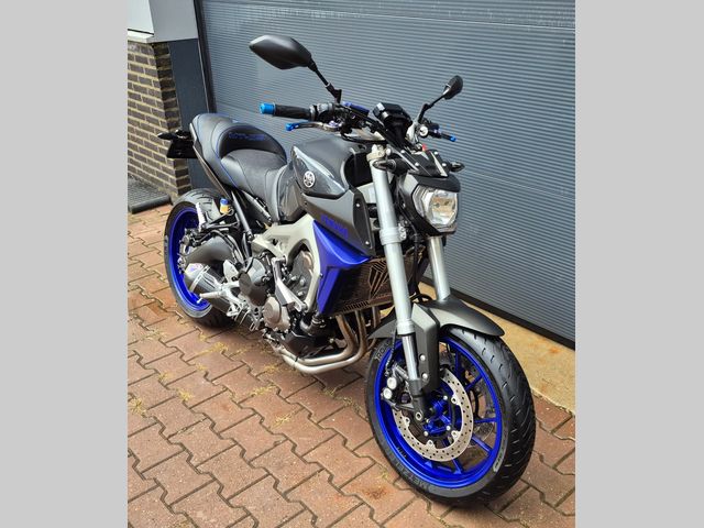 yamaha - mt-09