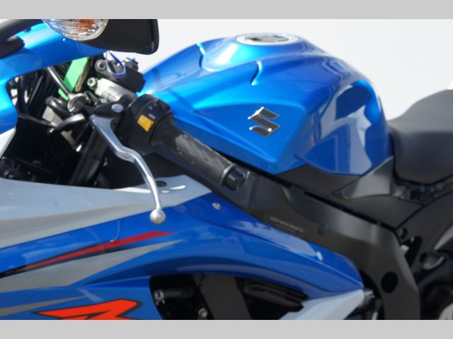 suzuki - gsx-r-750
