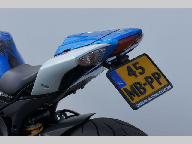 suzuki - gsx-r-750