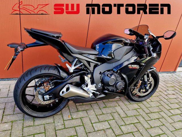 honda - cbr-1000-rr-fireblade