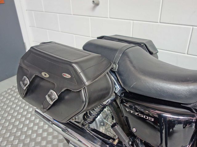 honda - vt-750-s-shadow