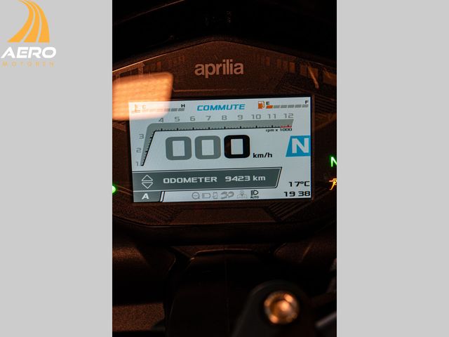 aprilia - tuono-660