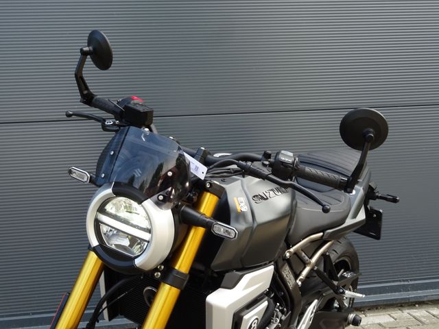 suzuki - gsx-8t