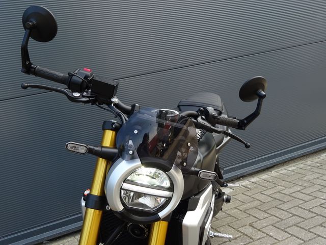 suzuki - gsx-8t