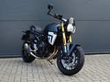 SUZUKI GSX-8T